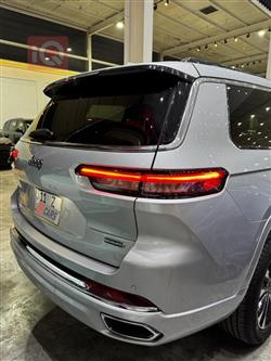 Jeep Grand Cherokee L